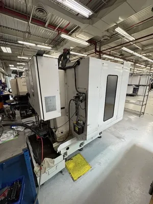 1997 FANUC ROBODRILL A-T14IA Vertical Machining Center | Tight Tolerance Machinery (6)