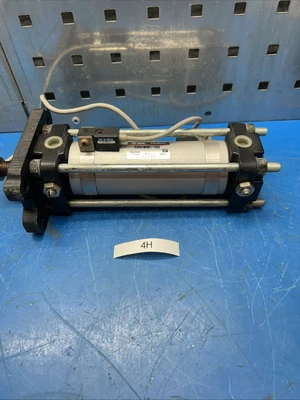 NEW SMC CDA1B40-100