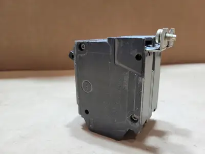 Used GENERAL ELECTRIC THHQB230 Switchgears British Columbia CA | Lenmark #1438603