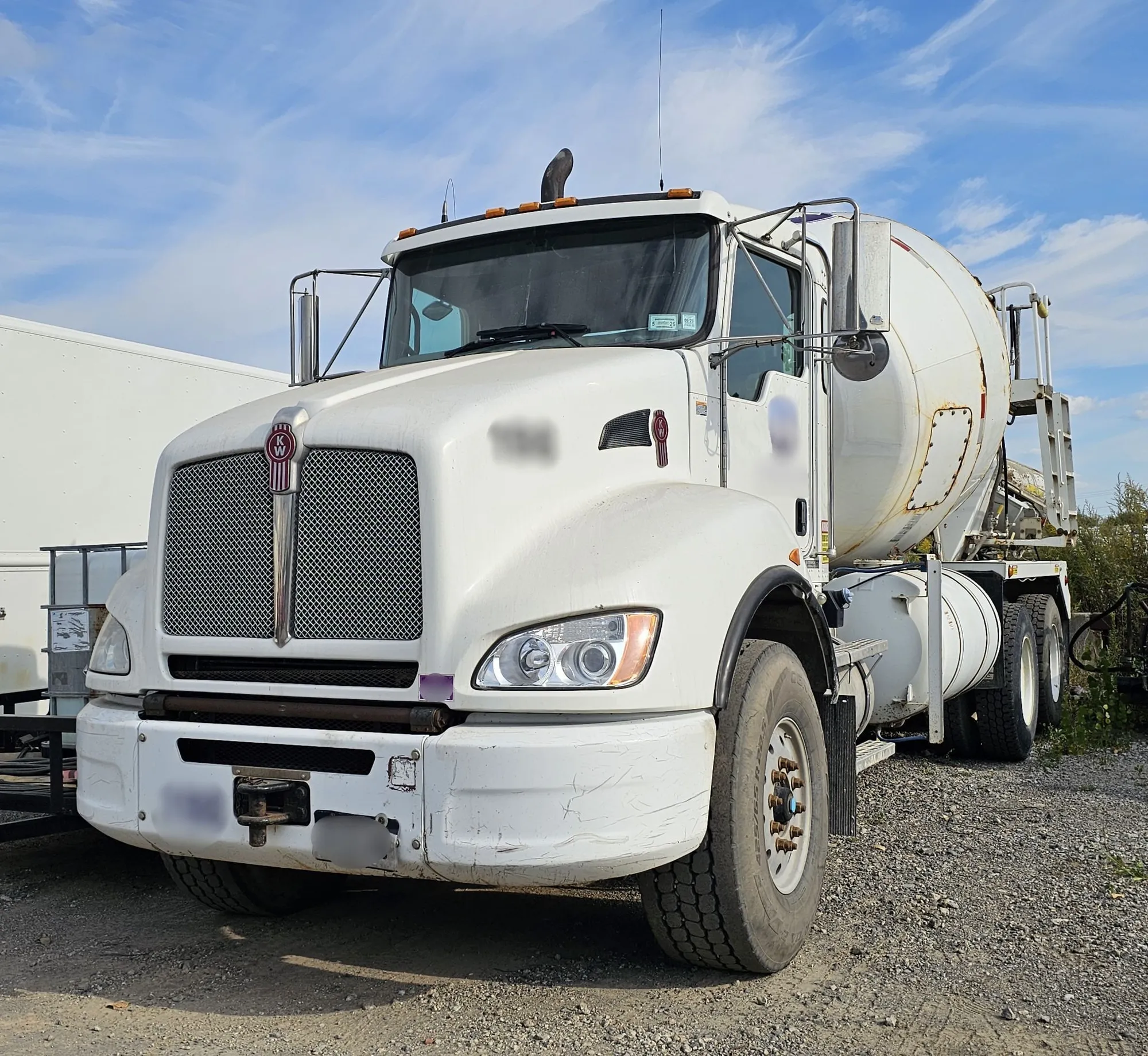 USED KENWORTH T440