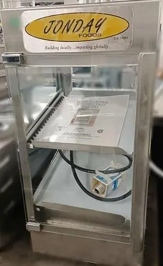 Display warming cabinet