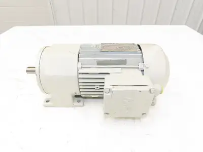 Sew-Eurodrive R32DT80N4 Inline Gearmotor 4.5:1 Reducer 374rpm 1Hp 230/460V 3PH
