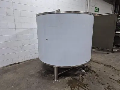 700 Gallon Processing Tank