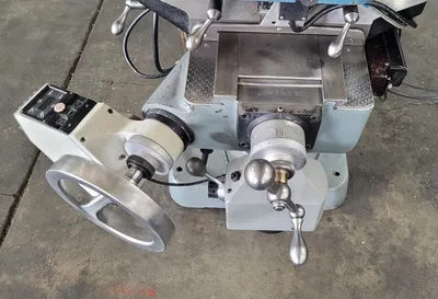 BRIDGEPORT Series 1 2 HP Mills, Vertical | Machinery Central (14)