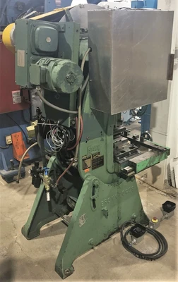 USED 1977 BROWN BOGGS BROWN BOGGS S14LW PRESS