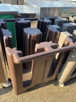 Used Cambro Used Cambro DC825110 23" Dish Dolly Cart - 240 8.25" Plates - SS141 Restaurant Equipment (Miscellaneous) Illinois US | Falcon Restaurant Supply #1375968