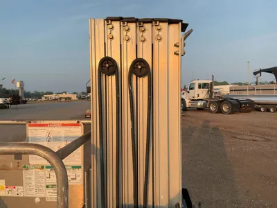 Used 2009 GENIE GR-20 RUNABOUT Vertical Mast Lifts Michigan US | Miedema Asset Management Group #1320449