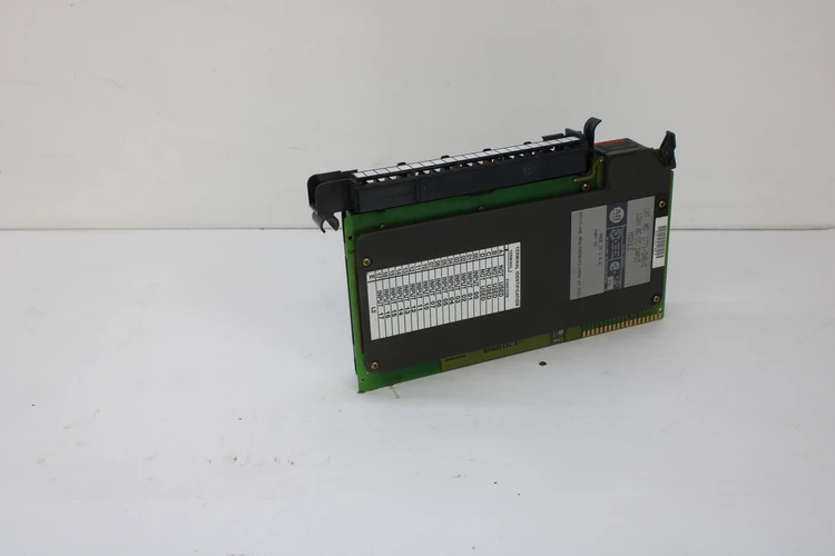 Used ALLEN BRADLEY 1771-IAD/C I/O Boards & Replacement Parts | Industrial Parts R Us Inc. #359922