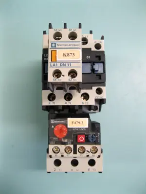 USED Telemecanique LA1 D3201