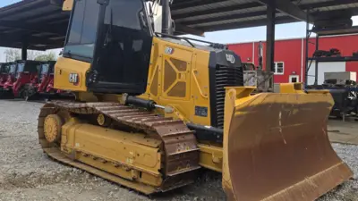 USED 2023 Caterpillar D3