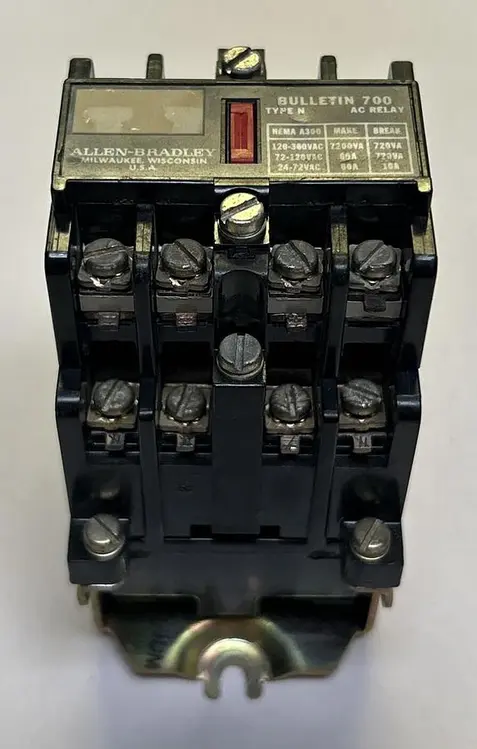 Used ALLEN-BRADLEY 700-N800A1 Miscellaneous Equipment (Electrical & Power) | Surplus Asset Holdings #1202184
