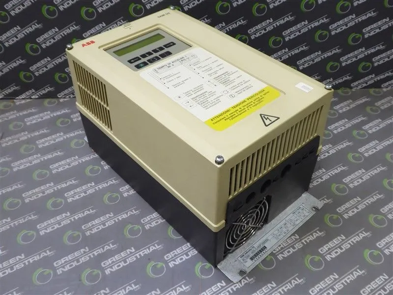 ABB ACS501-005-5-00P200000 Variable Frequency Drive 5kW 440-500VAC SAMI GS os Used