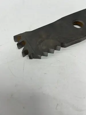 MAKA Mortising Chisel ~  1 1/4" x 3/8" ~ Cutting Head (1031)
