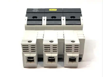Used Wohner 3-Pole Fuse Holder Class J 30A 600V w/ 3x Bussman LPJ-4SP Fuses Fuse Accessories Michigan US | Maverick Industrial Sales #1389533
