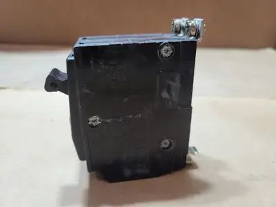 Used SQUARE D QOB260 Switchgears British Columbia CA | Lenmark #1438452