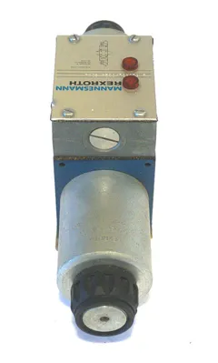 NEW REXROTH MANNESMANN 4WE10E31/CG24N9DAL HYDRAULIC VALVE 4WE10E31CG24N9DAL