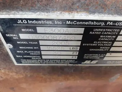 USED 2005 JLG E300AJP
