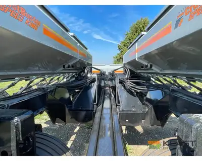 Used CRUSTBUSTER _UNKNOWN_ No-Till Drills Iowa US | Keast Enterprises #1360190
