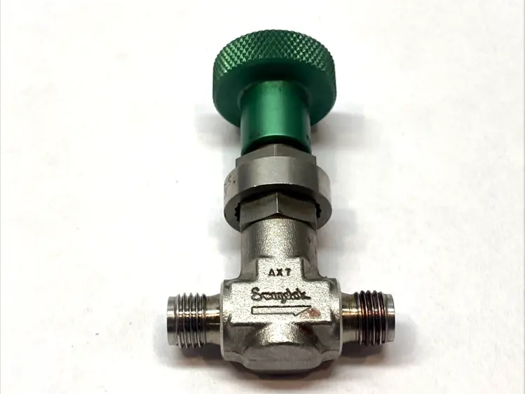Used SWAGELOK METERING VALVE 1/4" Valves/Fittings Michigan US | Maverick Industrial Sales #1092452
