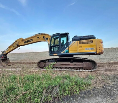USED 2023 Kobelco SK300LC-10