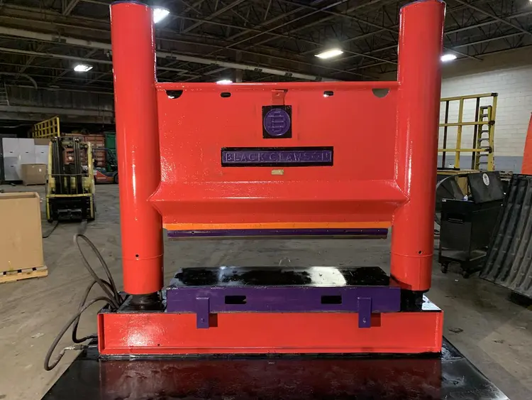 Used BLACK CLAWSON ROLL SPLITTER Winders & Rewinders (Paper) Pennsylvania US | Global Equipment International, LLC #444137