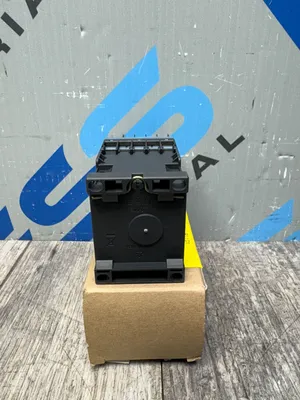 SIEMENS 3RH2262-1BB40 Electrical/PLC/Automation | ESS Industrial Equipment Sales (4)