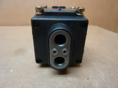 NEW CUTLER HAMMER E51DF1