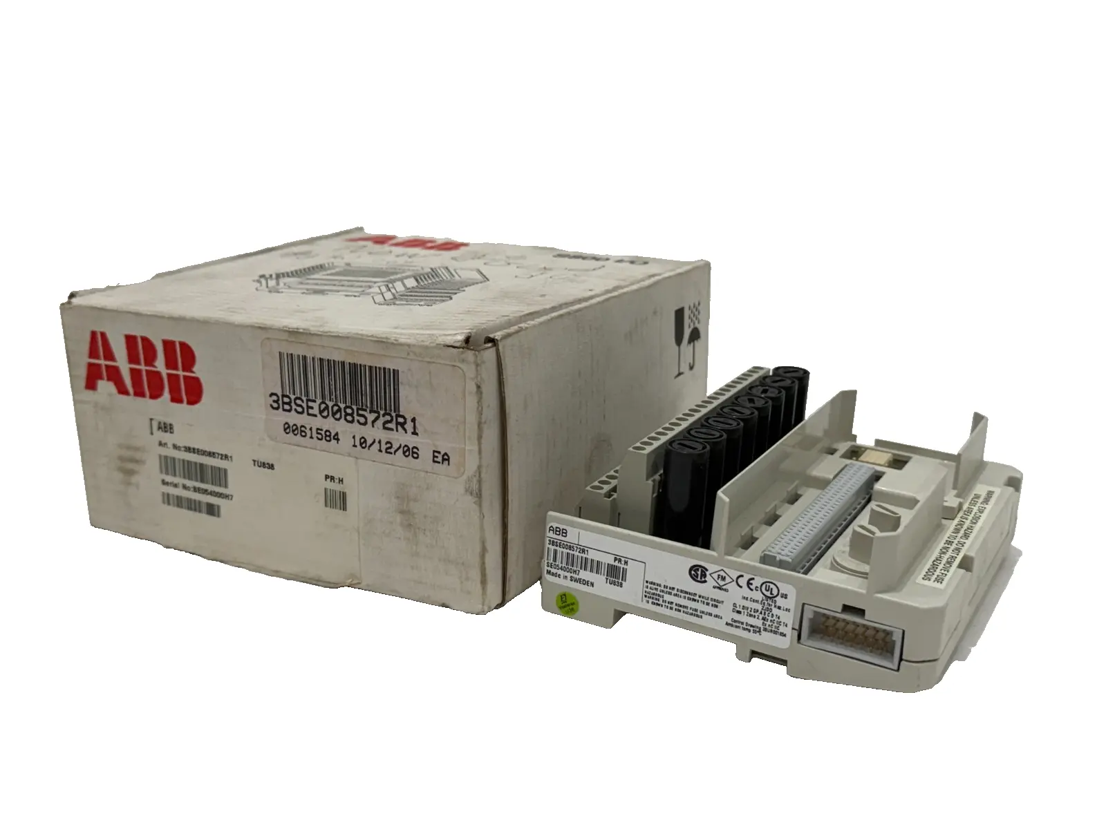 NEW ABB 3BSE008572R1 PLC MODULE TERMINATION UNIT