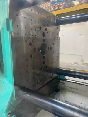 2018 ARBURG 570E-2000-800 Injection Molding Horizontal/Vertical | Machinery Network (5)