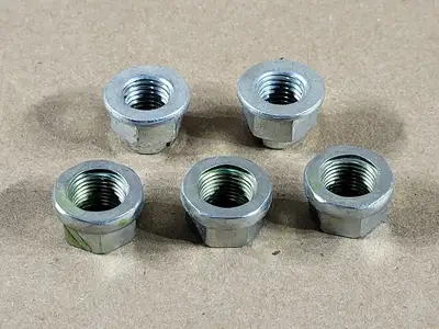 NEW TOYOTA 90179-11005