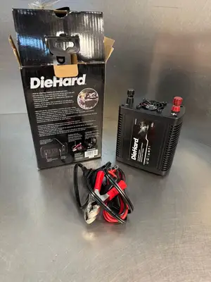 DieHard DH400INV 400W High Power Inverter (1.5.5)