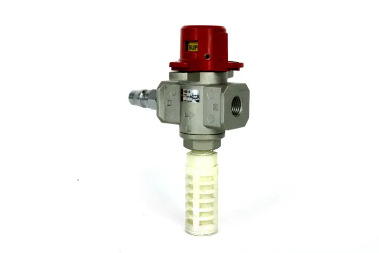 Used SMC VHS30-02 Valves/Fittings | Industrial Parts R Us Inc. #365893