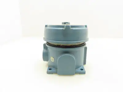 United Electric Controls J120-164 Pressure Switch 480VAC 15A 4-200PSI  3/4"NPT