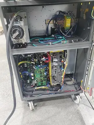 USED 2017 FANUC R-2000IC/210F