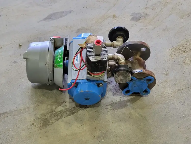 Used JAMESBURY 1057-2D11B3AD20 Valves/Fittings British Columbia CA | Lenmark #255804