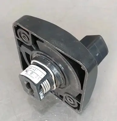 Allen Bradley 194R-HS1/A Operating Handle Loc4D40