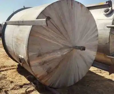 2750 gal stainless steel tank