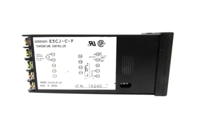 NEW OMRON E5CJ-C-F TEMPERATURE CONTROLLER E5CJCF