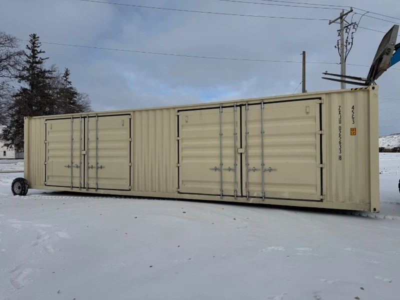 ZXJU0256338 // Sea Container with 2 Extra Wide Side Doors, 40HC, Single Trip