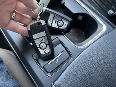 USED 2020 FORD FUSION