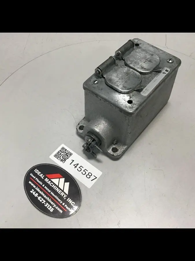 USED THOMAS & BETTS 8733U-1