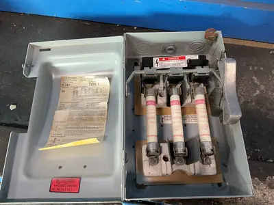 Used SIEMENS F351 Switchgears Ohio US | HGR 24 #1425372