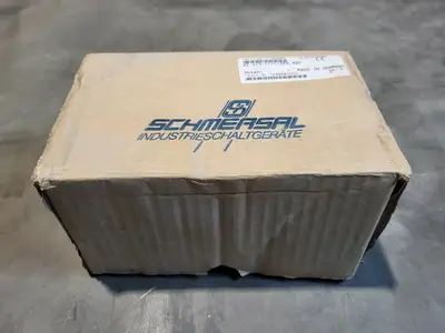 NEW SCHMERSAL AZ 415-11/11ZPK M20