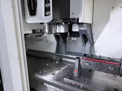 USED 2022 DMG MORI CMX 1100V