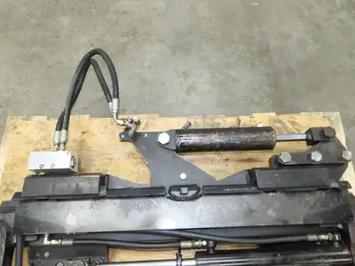 Cascade Forklift Class 3 SideShift Fork Positioner Attachment 20"x 41" W 10000lb