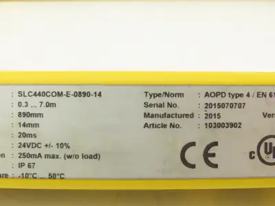 Schmersal SLC440COM-ER-0890-14 Safety Light Curtain Transmitter & Receiver Set
