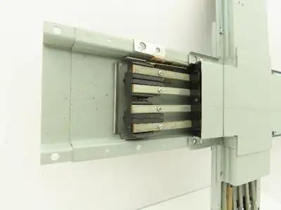 General Electric DP4GC01CDST Up Down Cross for DH Flex-A-Power Busway 100A 600V