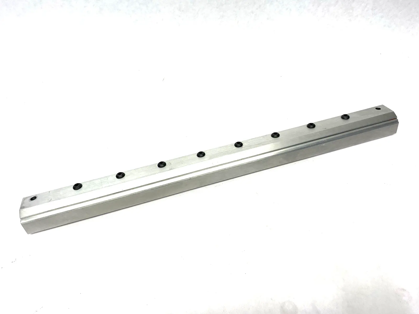 Used EXAIR STANDARD AIR KNIFE, ALUMINUM, 18" LENGTH Nozzles Michigan US | Maverick Industrial Sales #1090612