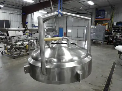 SS APV Insulated Liquid Scaling Hopper