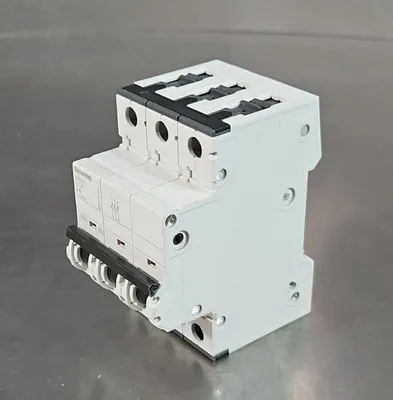 Siemens 5SY63 MCB D4 Circuit Breaker. 4C-17